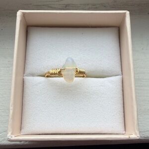 Gold wire moonstone ring size 7
